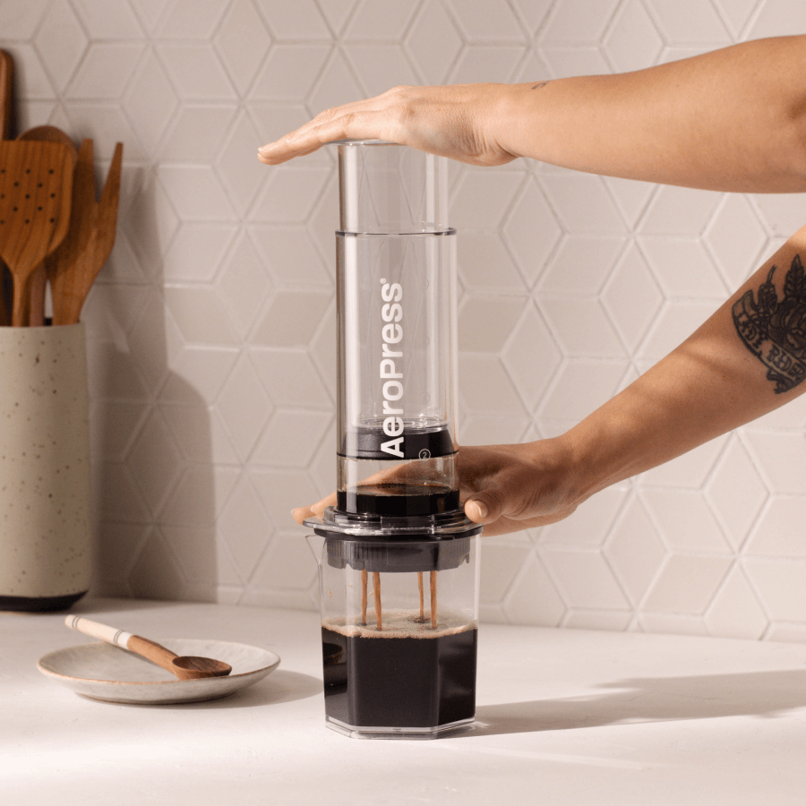 aeropress-accessories-flow-control-cap-xl-filteraufsatz image 2