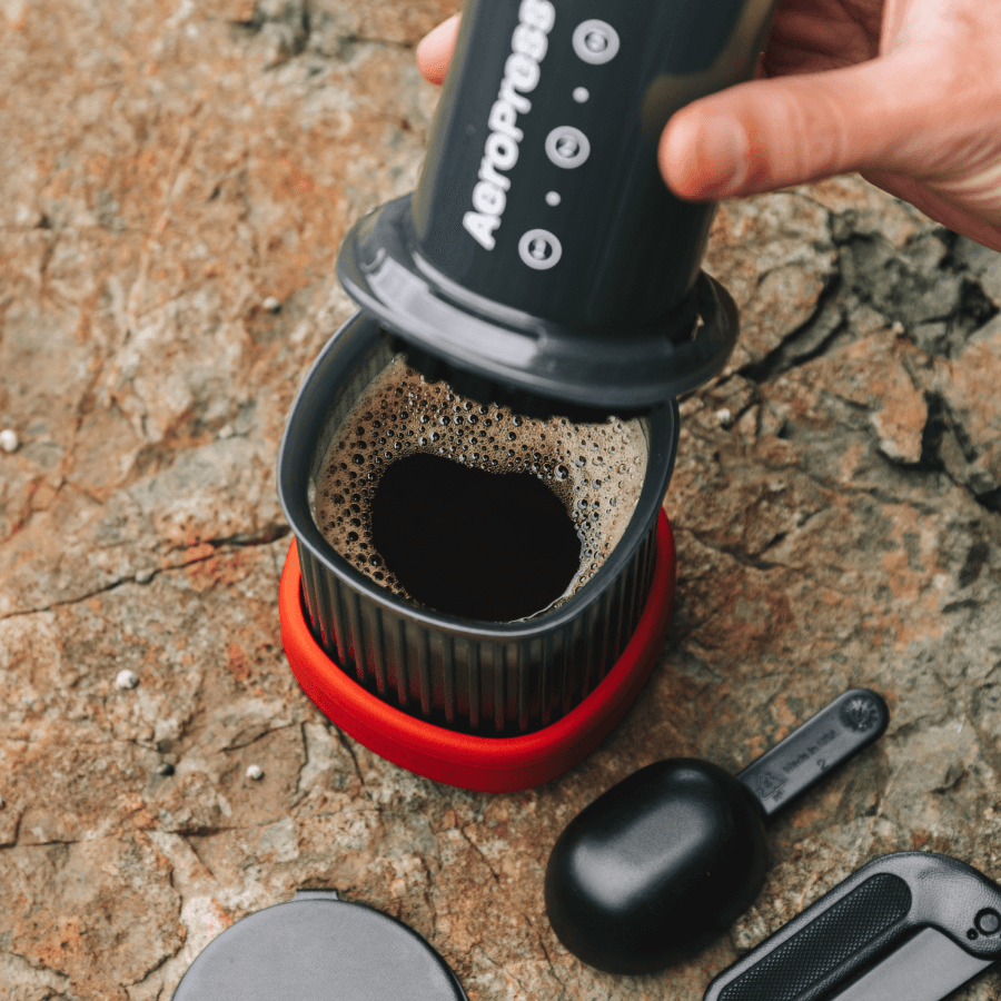 aeropress-go-traveler-s-bundle-kaffeebereiter-mit-edelstahlfilter image 7