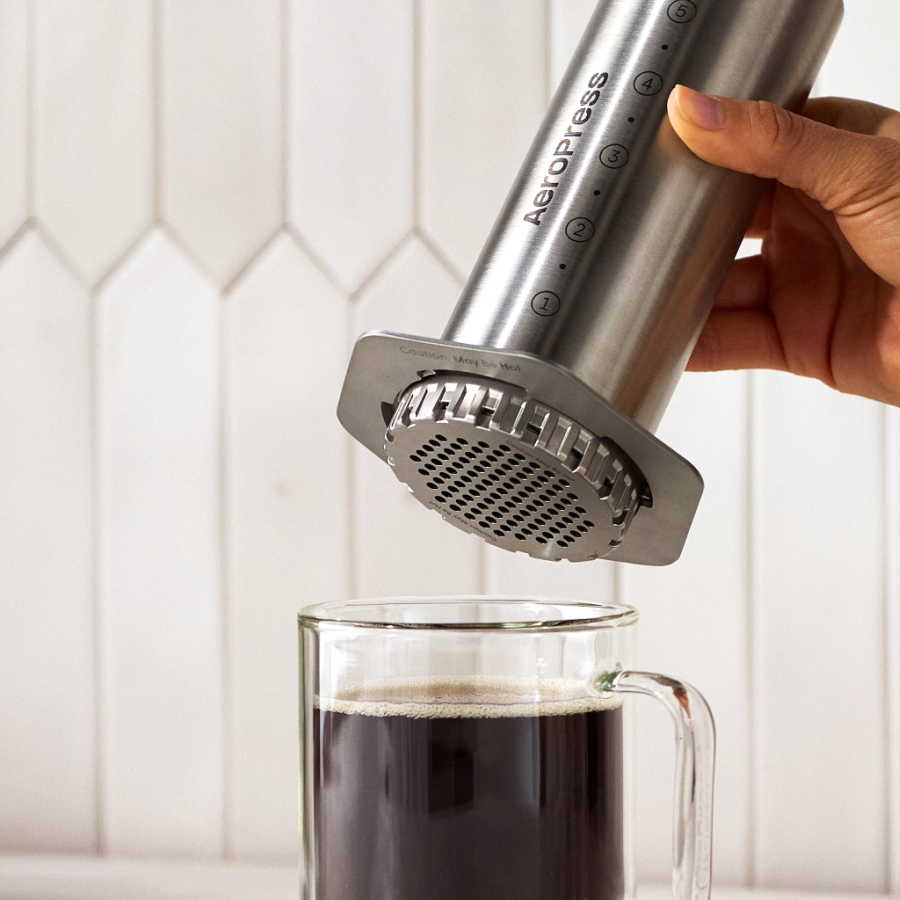 aeropress-coffee-makers-kaffeebereiter-stahl-silber-340-ml-mild image 6